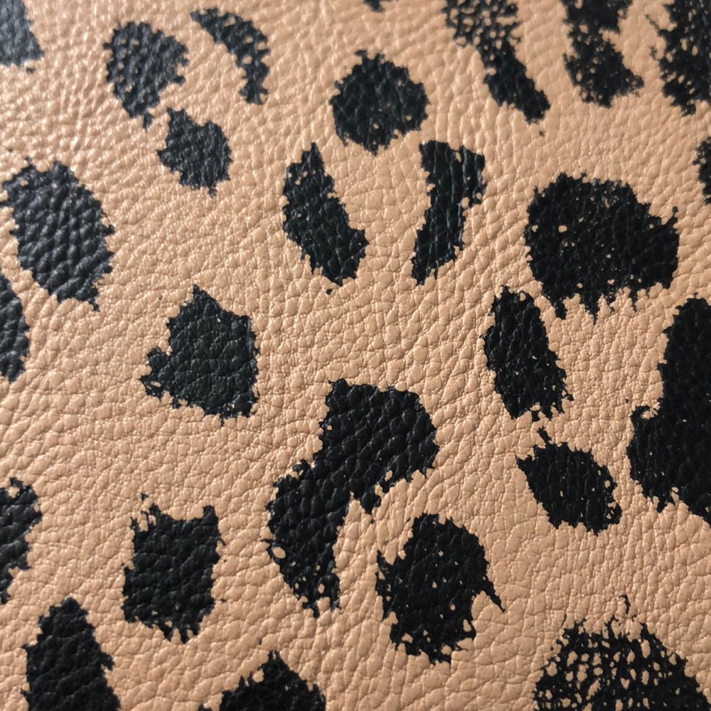 Betsy Johnson leopard clutch/wallet - Picture 7 of 8